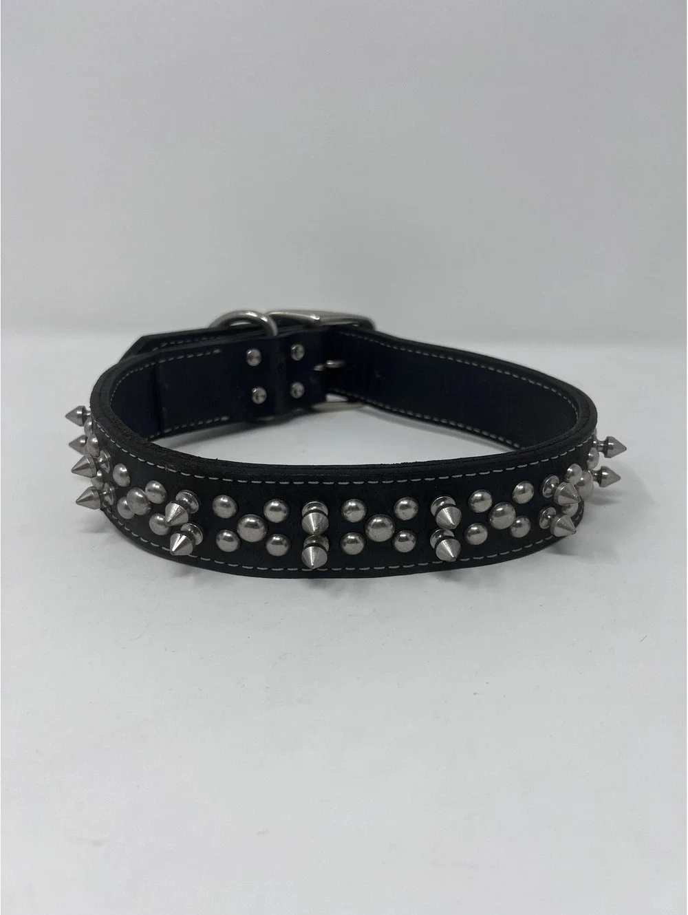 Circle T Oak Tanned Leather Double-Ply Spiked Dog Collar